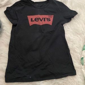 Levis tshirt